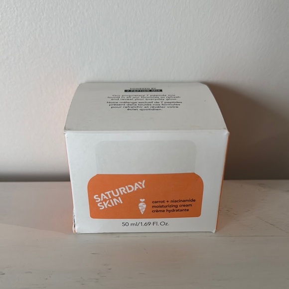 Carrot + Niacinamide Moisturizing Cream - Orange - Picture 1 of 5